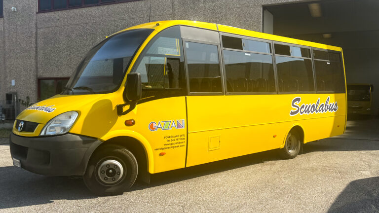SCUOLABUS_citycar_44 passeggeri_01